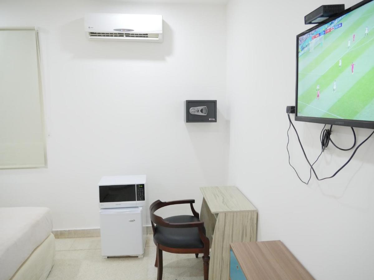Hostal El Prado ปานามาซิตี้ ภายนอก รูปภาพ