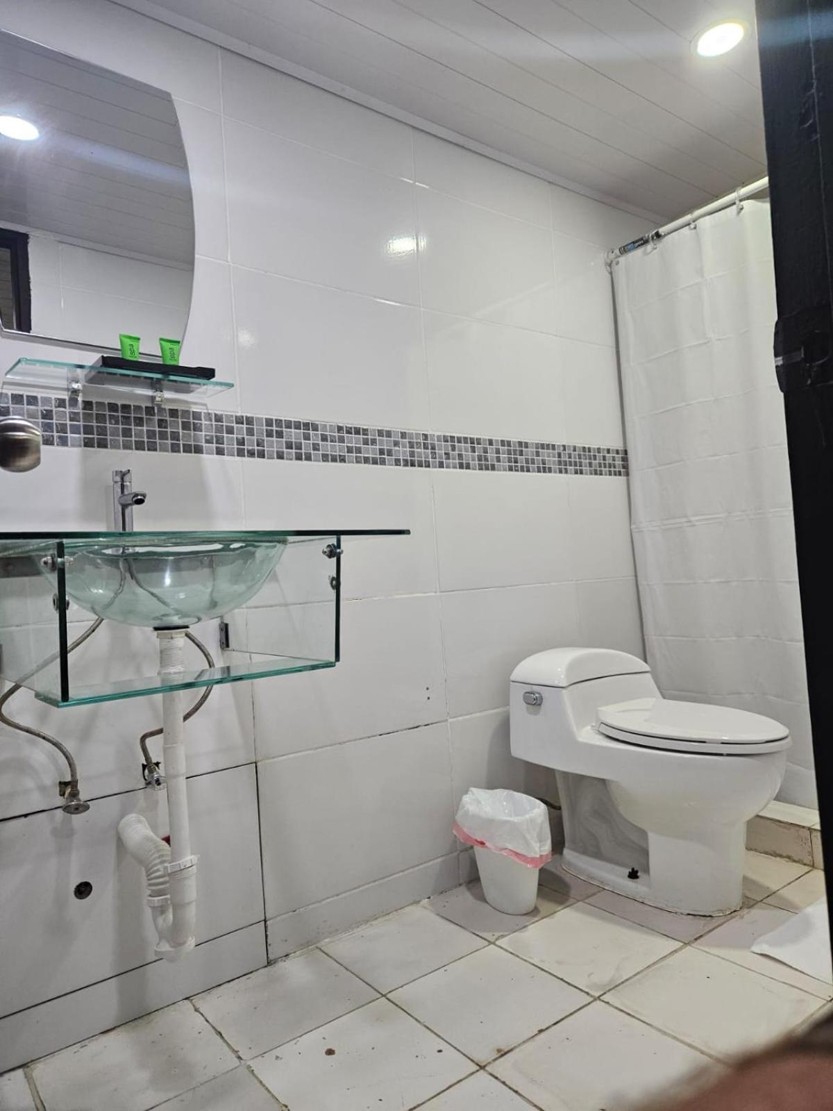 Hostal El Prado ปานามาซิตี้ ภายนอก รูปภาพ