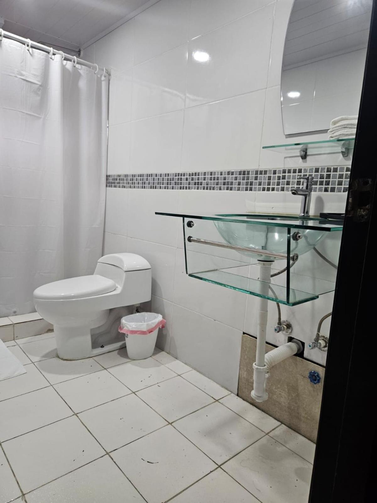 Hostal El Prado ปานามาซิตี้ ภายนอก รูปภาพ
